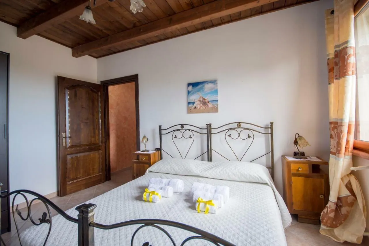 Holiday home Casa Vacanza Il Mandorlo Domusnovas Italy